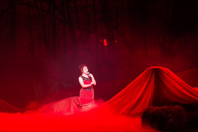 Sau tuyên bố ly hôn, "chuồn chuồn ớt" Ngọc Khuê tỏa sáng trên sân khấu - 7