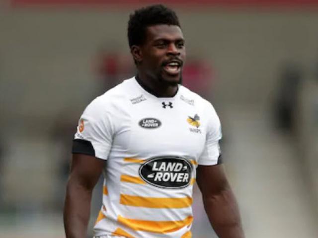 Thể thao - “Messi cơ bắp” 1m73: Bị "chơi bẩn" kéo-húc-xoạc vẫn lướt qua 7 người