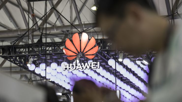 Huawei có thể tiếp tục làm ăn với các công ty tại Mỹ (Nguồn: CNBC)