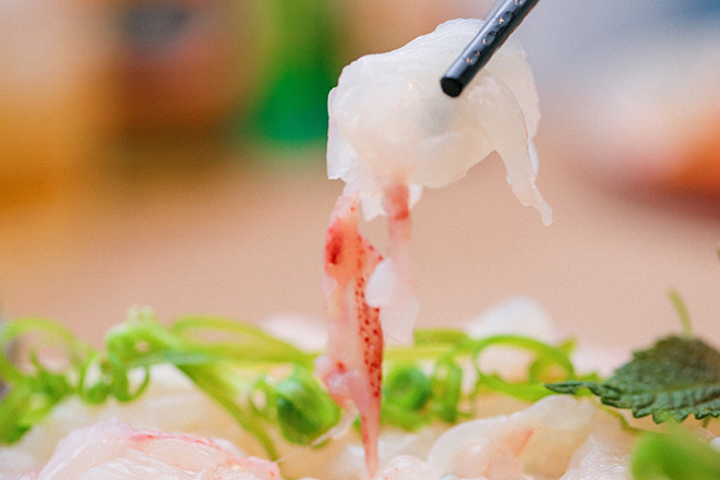 Chỉ quán Nhật có sashimi tôm ngon, thử địa điểm này bạn sẽ thấy nhận định kia sai lầm - 2