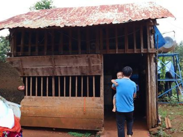 Tin tức trong ngày - Gia cảnh bi đát của vợ chồng sản phụ bị bỏ rơi giữa đường ở Bình Phước