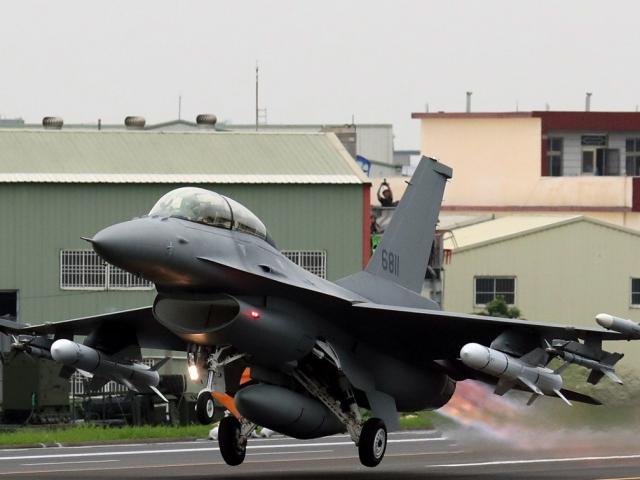 Mua 66 chiến đấu cơ F-16 của Mỹ, Đài Loan đe dọa TQ như thế nào?