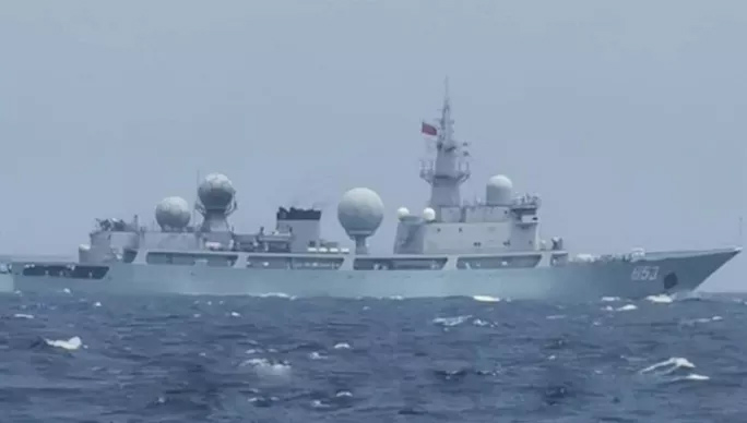 Một tàu do thám Trung Quốc trong EEZ của Philippines gần đây Ảnh: Tư lệnh Bộ Chỉ huy Tây Mindanao