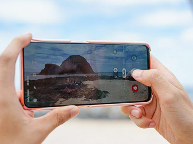 Thời trang Hi-tech - ‘Làm video triệu view không khó’ với camera trượt xoay của Galaxy A80