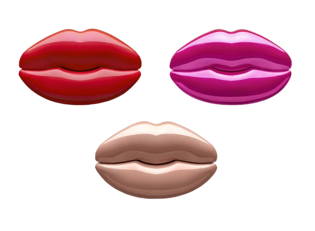 Mẫu nước hoa mới của Kim sản xuất.