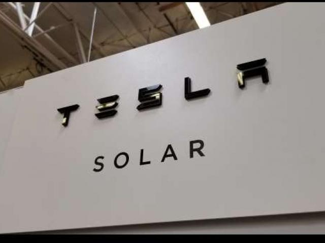 Thế giới - Công ty của tỷ phú Elon Musk gây hỏa hoạn trên nóc hàng loạt cửa hàng ở Mỹ