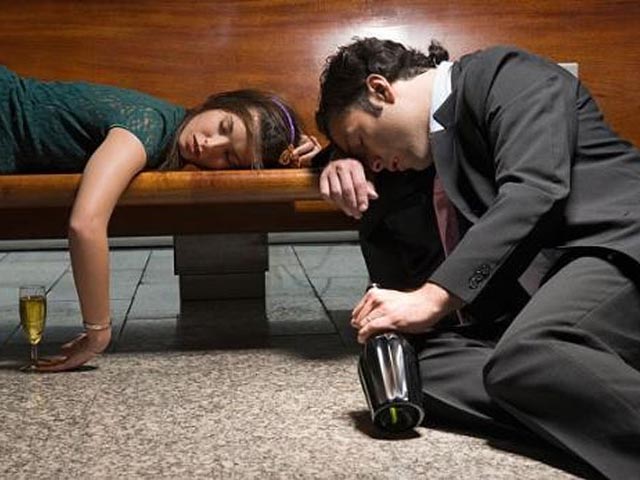 Sức khỏe đời sống - Uống bao nhiêu rượu bia là có thể tử vong?