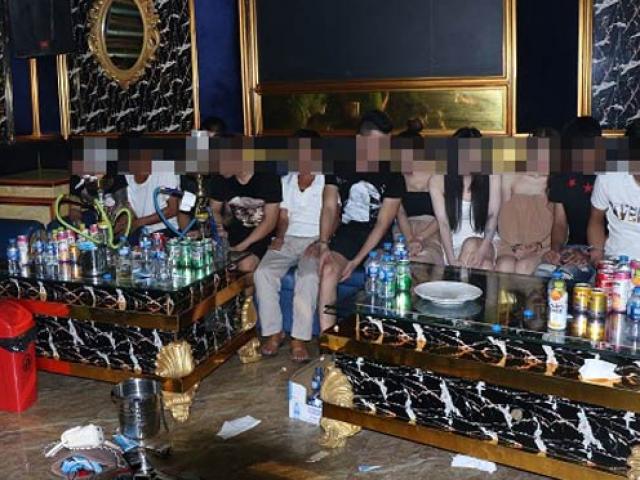 Pháp luật - 6 "chân dài" thác loạn cùng 14 nam giới trong phòng vip karaoke