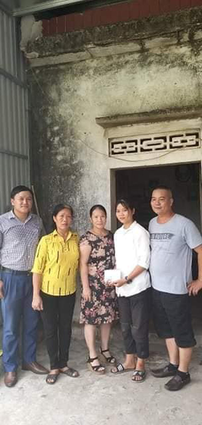 Nữ sinh nghèo xứ Nghệ được lãnh đạo trường Nhân văn về tận nhà đón ra Hà Nội nhập học - 5