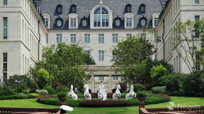 .... và không gian rộng 7,8 km2 ở Quảng Đông là nơi để hãng làm điều đó.