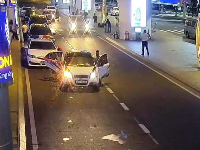 Tin tức trong ngày - TTGT Đà Nẵng giải thích vụ chặn ô tô Grab gây sốt mạng