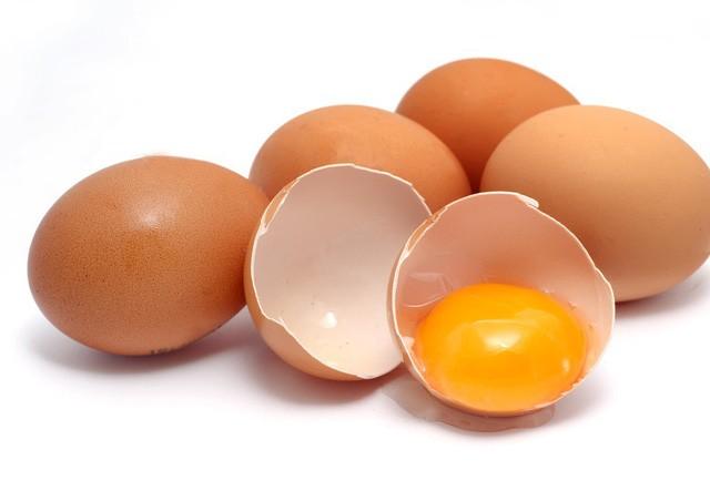 Trứng tốt cho sức khỏe nhưng người bị gan nhiễm mỡ cần hạn chế ăn. Ảnh minh họa