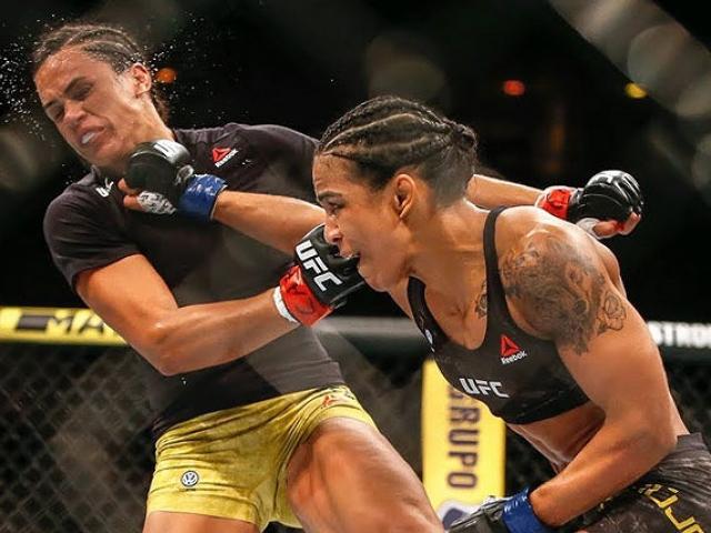 Media - Nữ võ sĩ hạ gục đối thủ chỉ với một cú đấm móc "trời giáng"