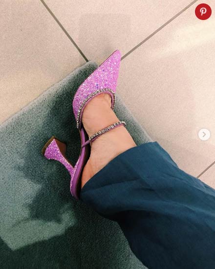 Xu hướng giày dép hot nhất 2019: Từ xinh xắn tới cục mịch - 1