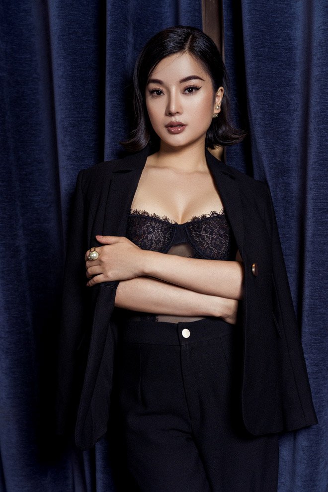 NTK Thùy Victory ra mắt thương hiệu Power Roses dành cho bóng hồng quyền lực - 3