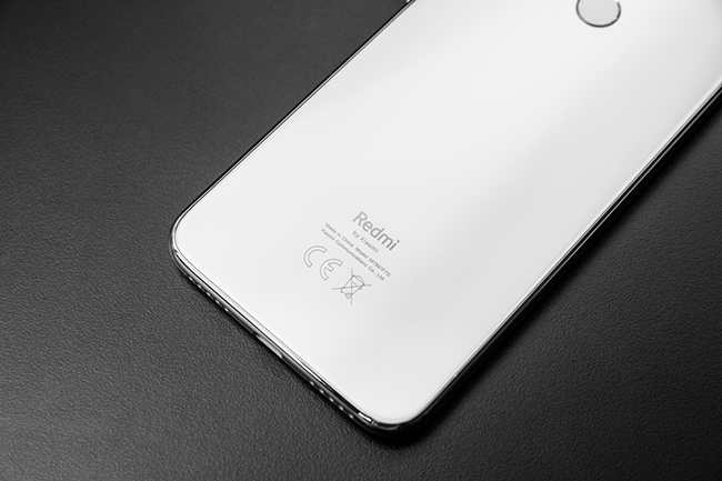 Theo báo cáo của Xiaomi, Redmi Note 7 đã lập kỷ lục doanh số hơn 1 triệu chiếc trong đợt đầu tiên bán ra tại Trung Quốc.