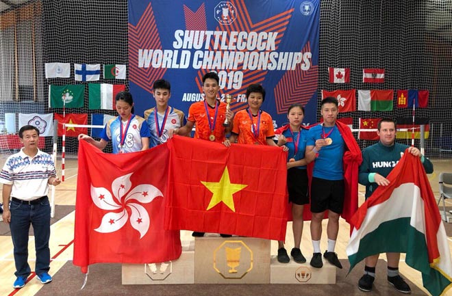 Ngọc Hải - Trịnh Nga (giữa) giành tấm HCV thứ 3 cho Việt Nam ở giải đá cầu vô địch thế giới 2019