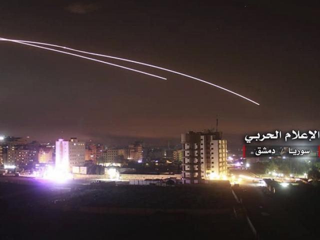 Israel dội bom dữ dội gần thủ đô Syria, “dằn mặt” Iran