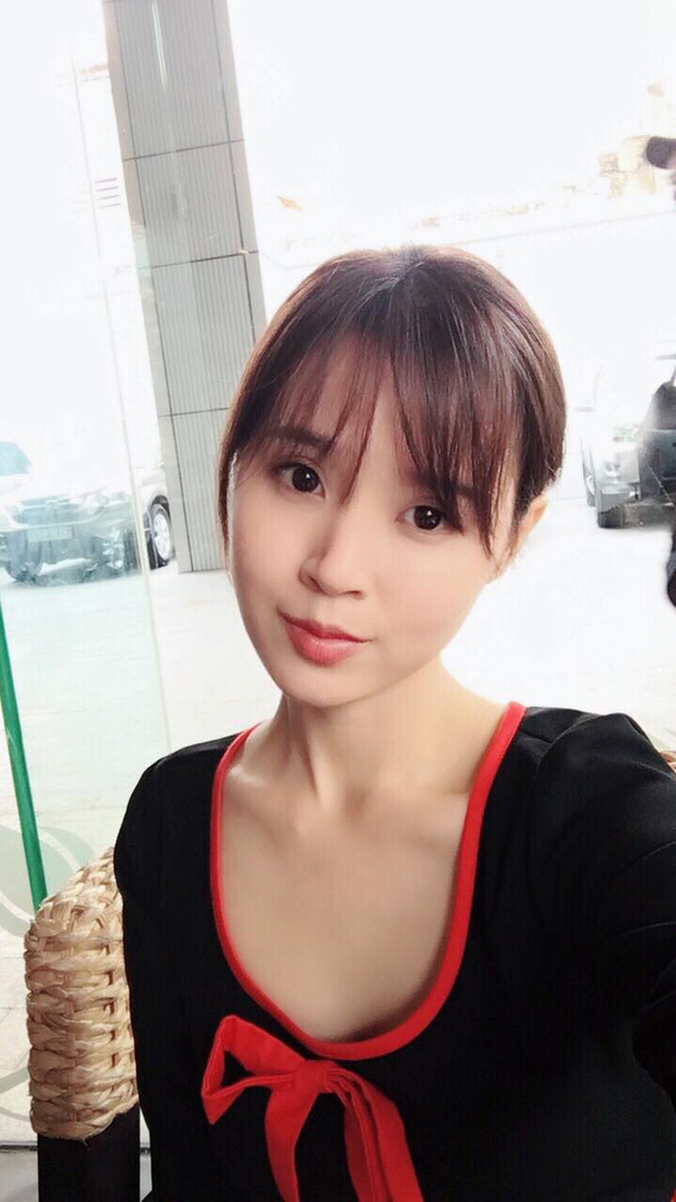 Midu thanh mình rằng đây là gương mặt hốc hác không phải V live như nhiều người nói.&nbsp;