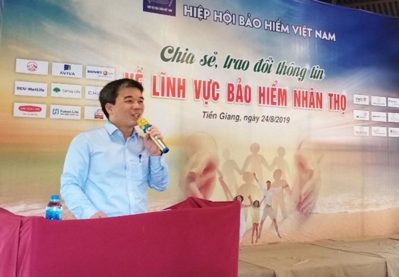 Ông Ngô Trung Dũng: "Nếu lỗi do đại lý bảo hiểm thì khách hàng vẫn được bảo đảm quyền lợi".