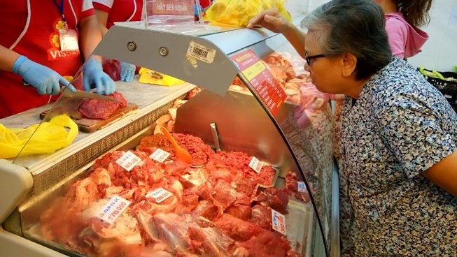 Dự báo từ tháng 7-2019 đến gần tết Nguyên đán năm sau, Việt Nam có thể thiếu nửa triệu tấn thịt heo.