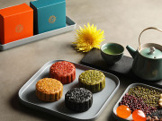 Tận mắt từng khâu sản xuất bánh Trung thu để yên tâm lựa chọn cho gia đình