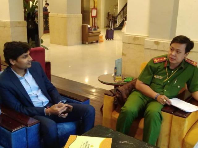 Tin tức trong ngày - Khách tố đi taxi hết 1,2 triệu, tài xế nói chỉ thu 200 ngàn?