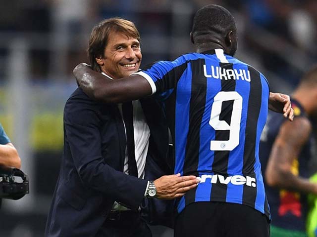 Bóng đá - Tin HOT bóng đá tối 27/8: Pique và Vidal thắng lớn