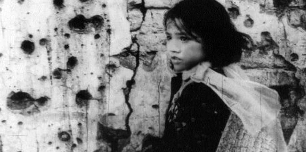 Vai diễn năm 10 tuổi của Lan Hương chính là vai đầu tiên trong phim điện ảnh "Em bé Hà Nội" của đạo diễn NSND Hải Ninh.