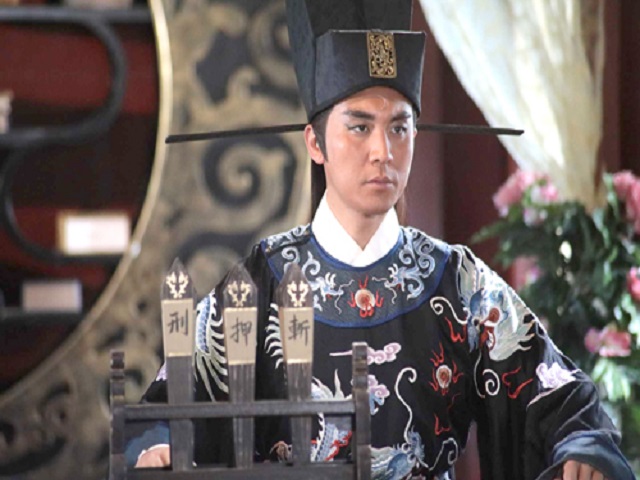 "Bao Thanh Thiên" Đàm Tuấn Ngạn bị đặt biệt danh là "thuốc độc rating"