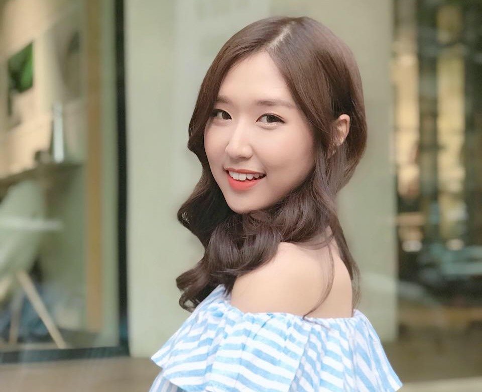 Shin Jin Ju cover Phía sau một cô gái