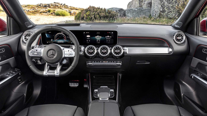 Mercedes-Benz GLB phiên bản hiệu suất cao chính thức lộ diện - 10