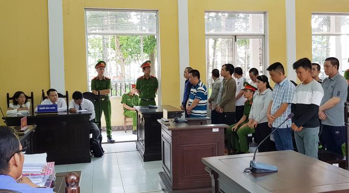 Các bị cáo trước tòa