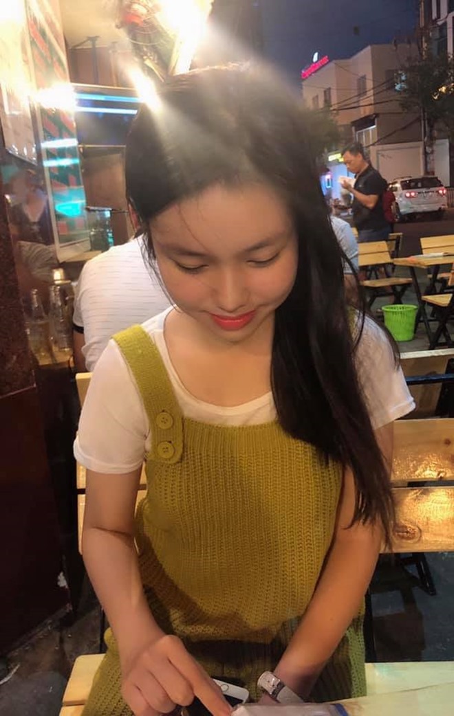 Vẻ đẹp trong trẻo, dễ thương của sao nhí sinh năm 2004.