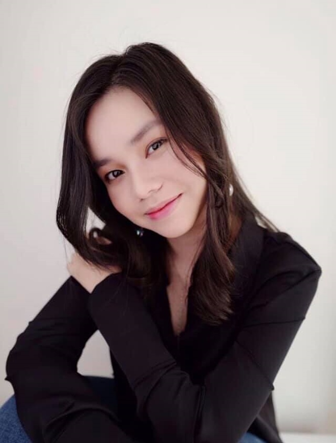 Nữ diễn viên đóng cảnh nhạy cảm năm 13 tuổi giờ ra sao? - 10