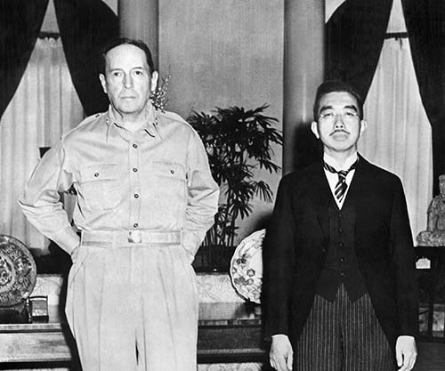 Tướng ngoại quốc duy nhất chỉ huy cả Nhật hoàng, khiến nước Nhật nể phục hậu Thế chiến II - 2