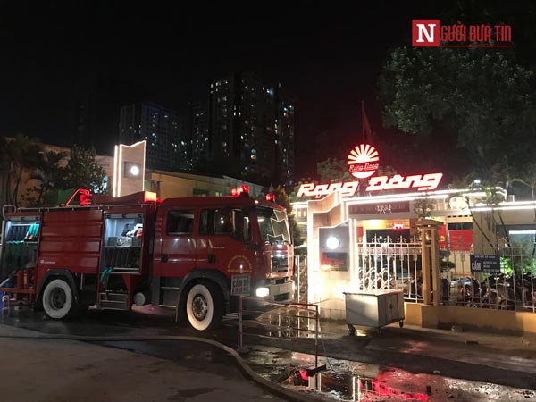 Nhà máy phích nước Rạng Đông bất ngờ xảy ra cháy lớn ngày 28/8.
