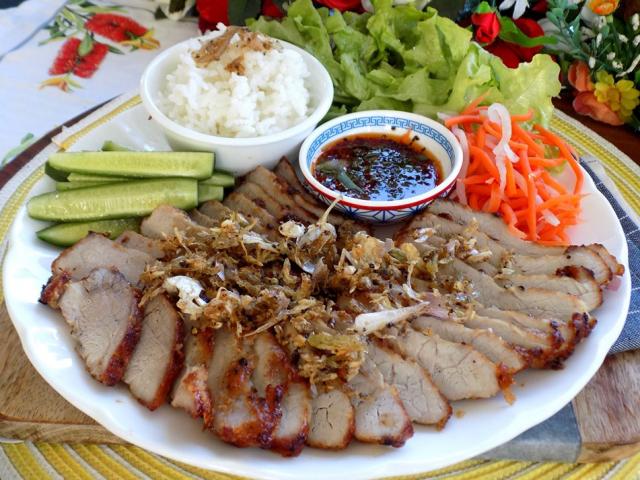 Ẩm thực - Nghỉ lễ, vào bếp làm thịt heo chiên tỏi cực kỳ trôi cơm