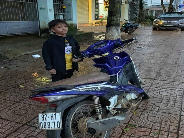 Tin tức trong ngày - Trẻ 13 tuổi chạy xe máy gần 300km từ Kon Tum sang Đắk Lắk