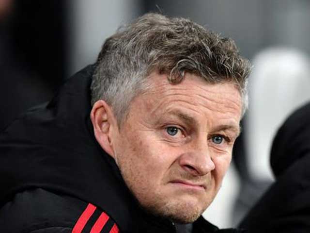 Solskjaer không hài lòng về hàng công MU