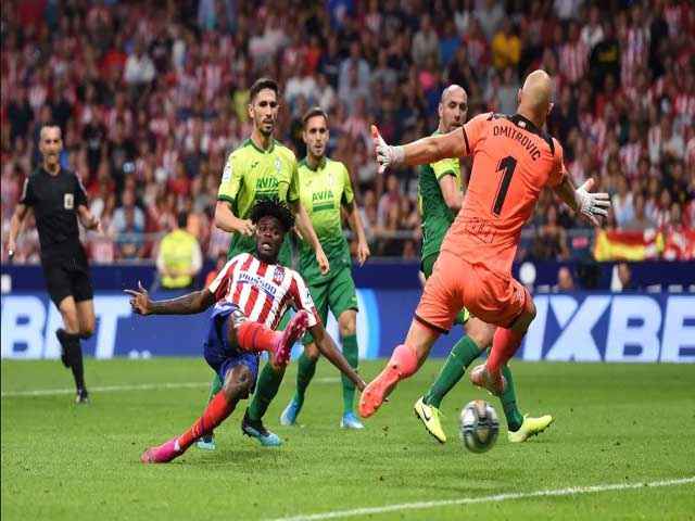 Bóng đá - Video highlight trận Atletico Madrid - Eibar: Ngược dòng đỉnh cao, định đoạt phút 90