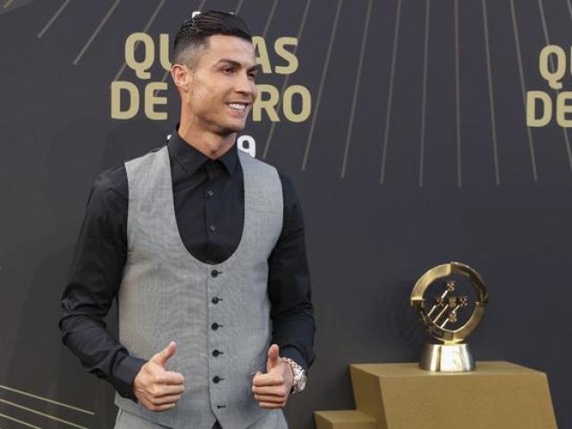 Ronaldo lập kỷ lục đáng nể ở quê nhà, đá xoáy giới truyền thông sâu cay