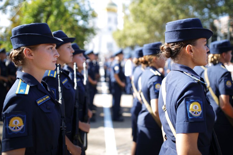 Các nữ học viên phi công được lựa chọn rất khắt khe