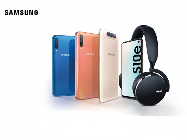 Thời trang Hi-tech - Samsung bất ngờ tặng tai nghe AKG Y500 cho khách hàng mua điện thoại Galaxy