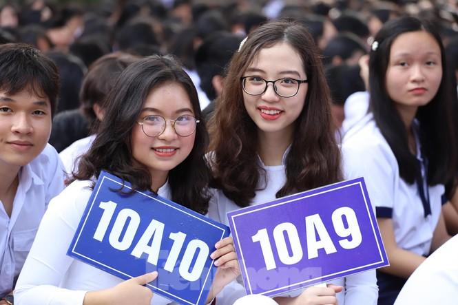 Với sức mạnh của thời&nbsp;đại 4.0, tuổi nhỏ hoàn toàn có thể làm nên việc lớn, hội nhập với năm châu. Ảnh Văn Minh