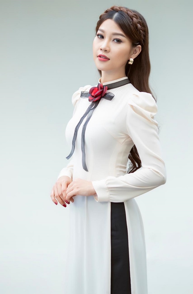 Nữ ca sĩ Trương Bảo Như