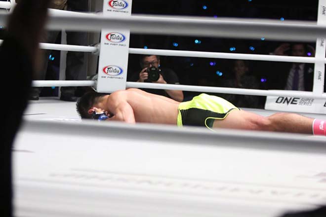 Che Wil bị hạ knock-out