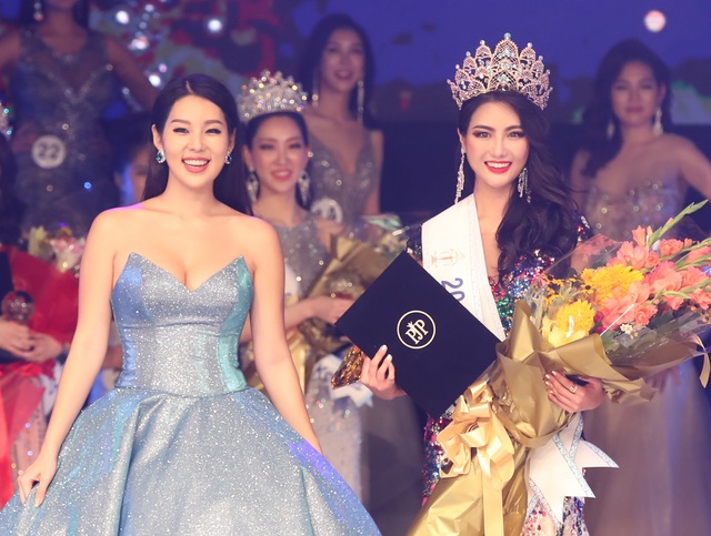 Nhan sắc của Hoa hậu Siêu quốc gia Hàn Quốc Kwon Hwi được đánh giá cao hơn so với Hoa hậu Hoàn vũ và Hoa hậu Thế giới Hàn Quốc. 