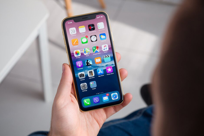 iPhone XR là chiếc smartphone bán ra nhiều nhất trong 6 tháng đầu năm 2019.