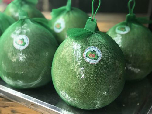 Bưởi Da xanh trên thị trường. Ảnh minh họa.